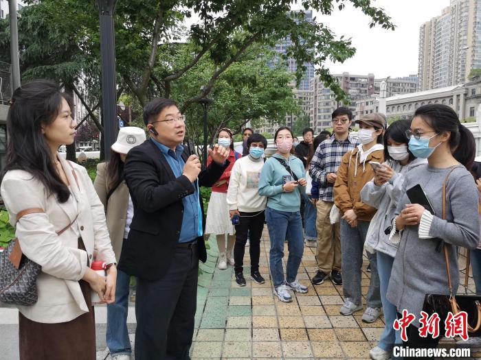 活動現(xiàn)場。　范宇斌 攝