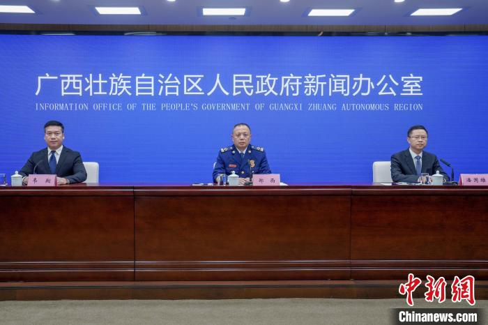 圖為發布會現場?！⊥跻哉?攝