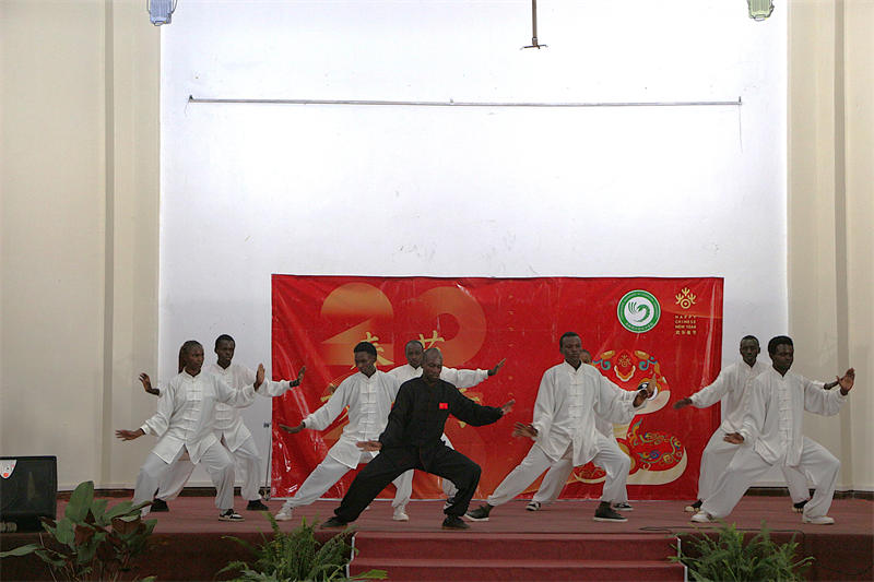 卡巴拉克大學春節體驗活動。埃格頓大學孔子學院供圖